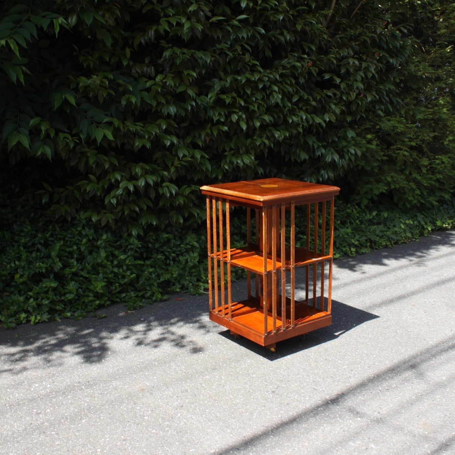 回転書棚・Revolving book case | トリノス-torinoth- | 新宿区神楽坂