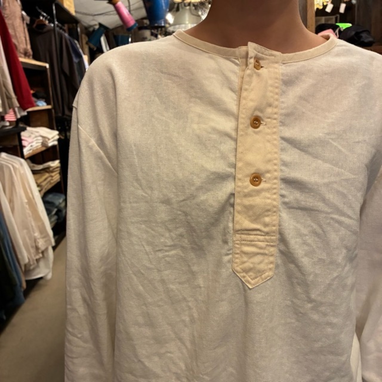 French type Linen cotton Henley shirt L/S White　フランスタイプ　リネンコットンヘンリーネックシャツ　ホワイト　L/S　ファッション　ユニセックス　軍物　フランス軍　ミリタリー　長袖　インナー　ブラウス