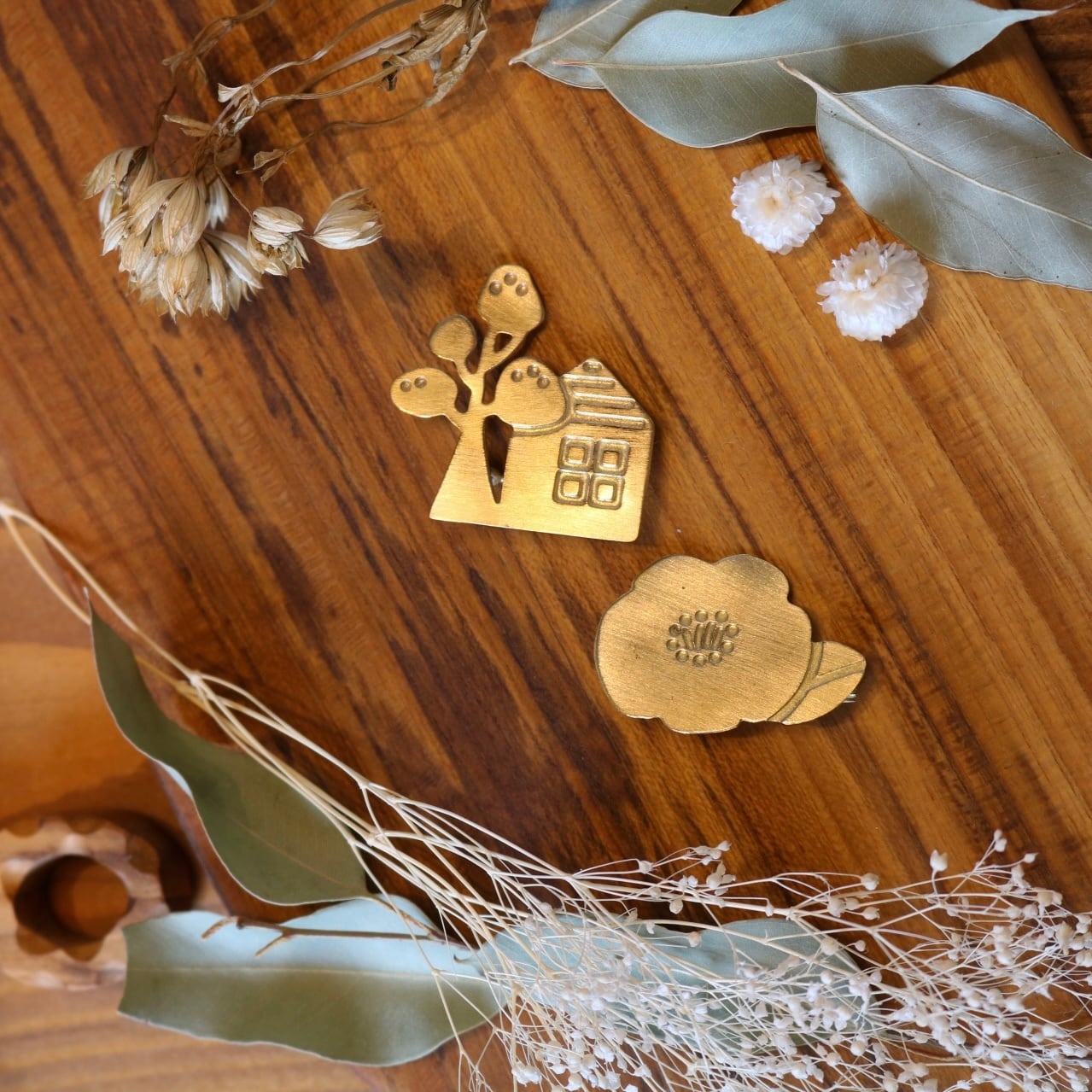 shesay 真鍮ブローチ | Zakka so-la