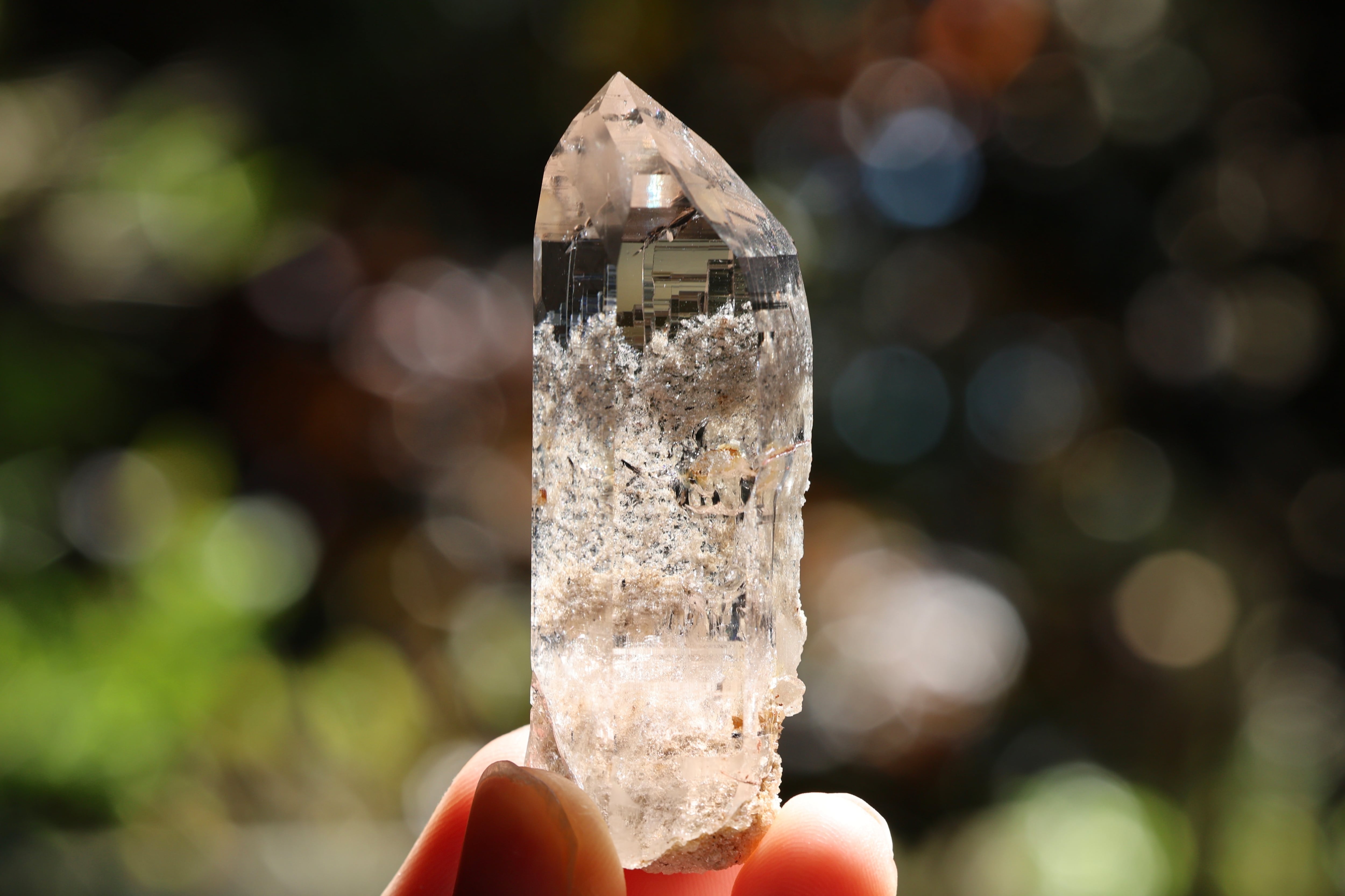 ヒマラヤ水晶 ガネーシュヒマール産 | 石垣島の夜光貝アクセサリーと