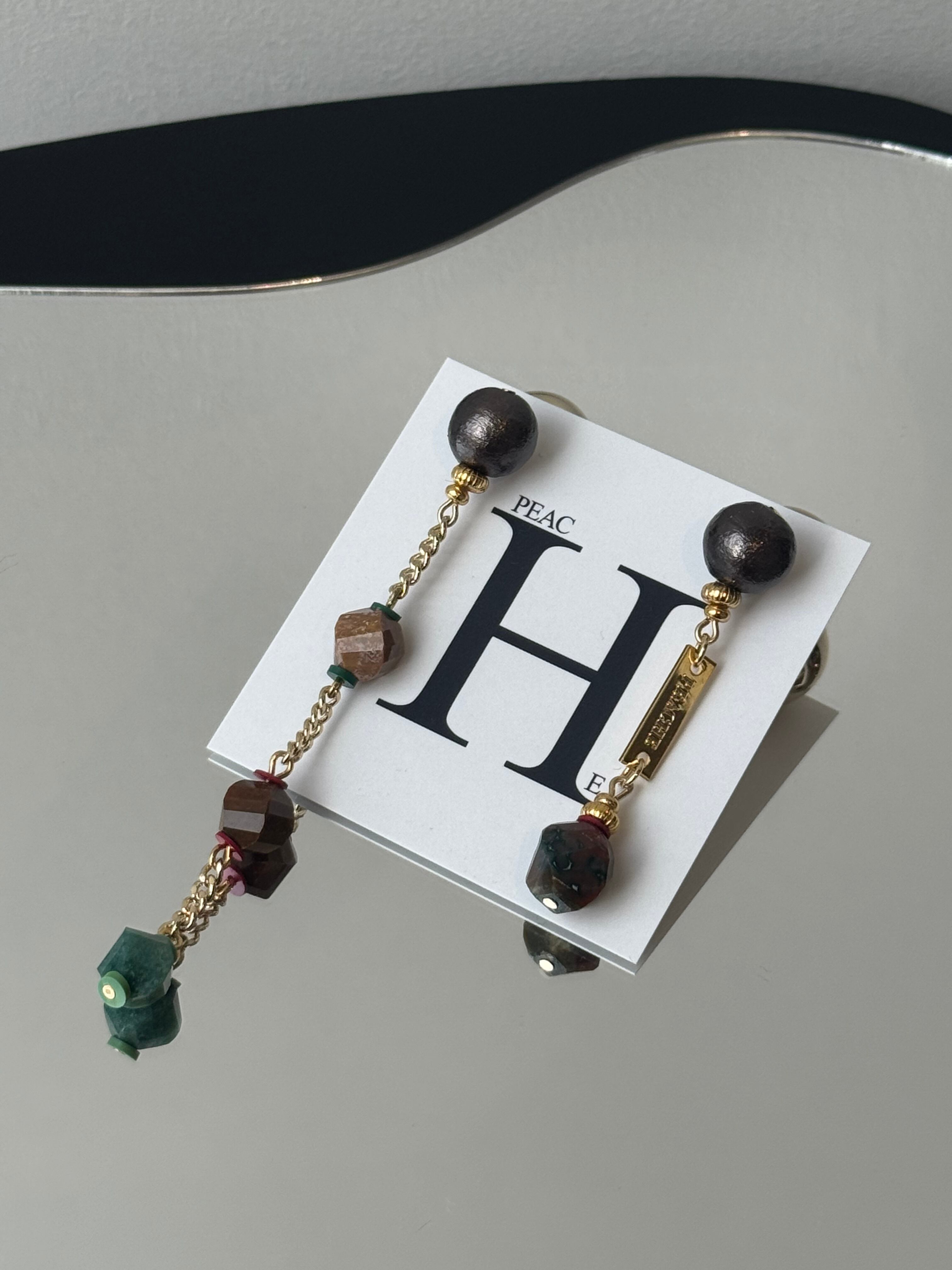 long chain color stone dot asymmetry