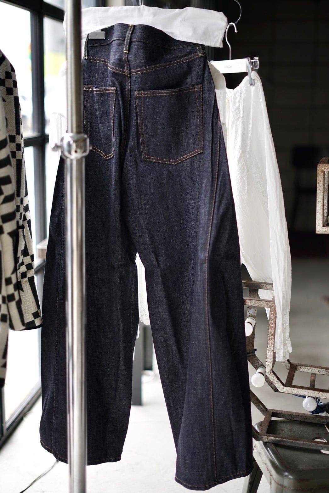 HYKE / BARREL-LEG DENIM JEANS ( ORIGINAL(BLUE) ) | JUQUI Online