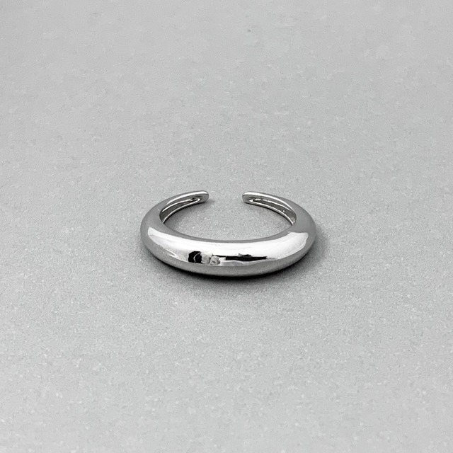 Crescent Round Ring #210