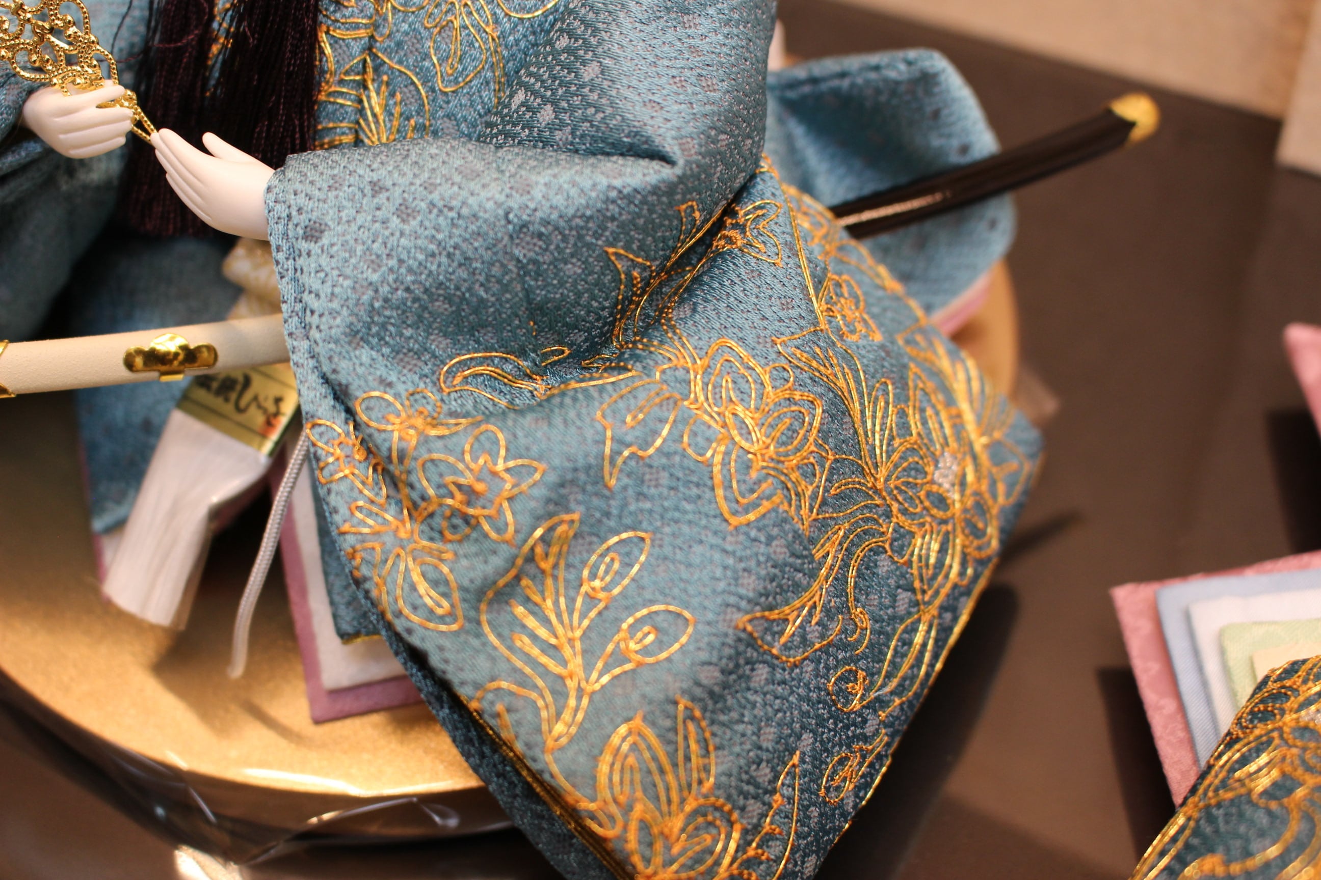 雛人形 lapis/ラピス 小三五親王飾り/線唐花刺繍 平飾り HINA.DOLL