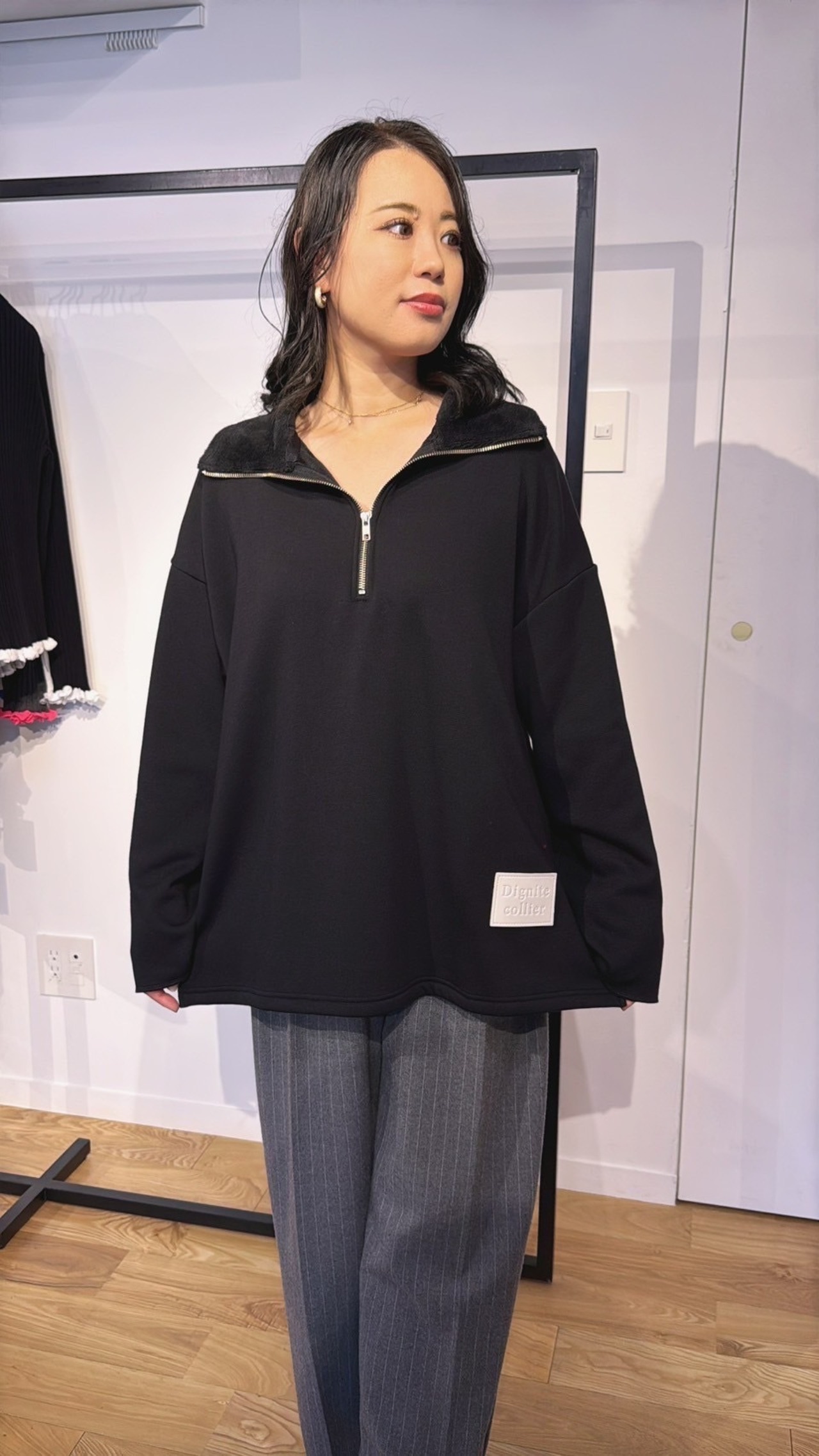 80256526 ボンバーハーフジップPO