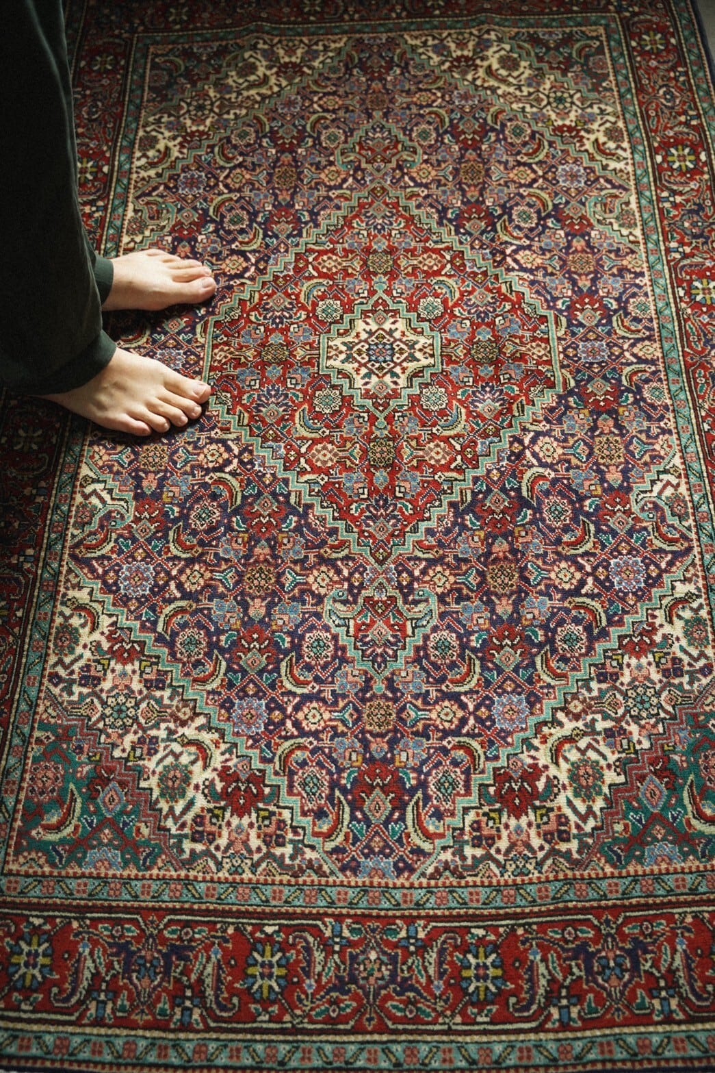 1258-Vintage Percian Senneh rug