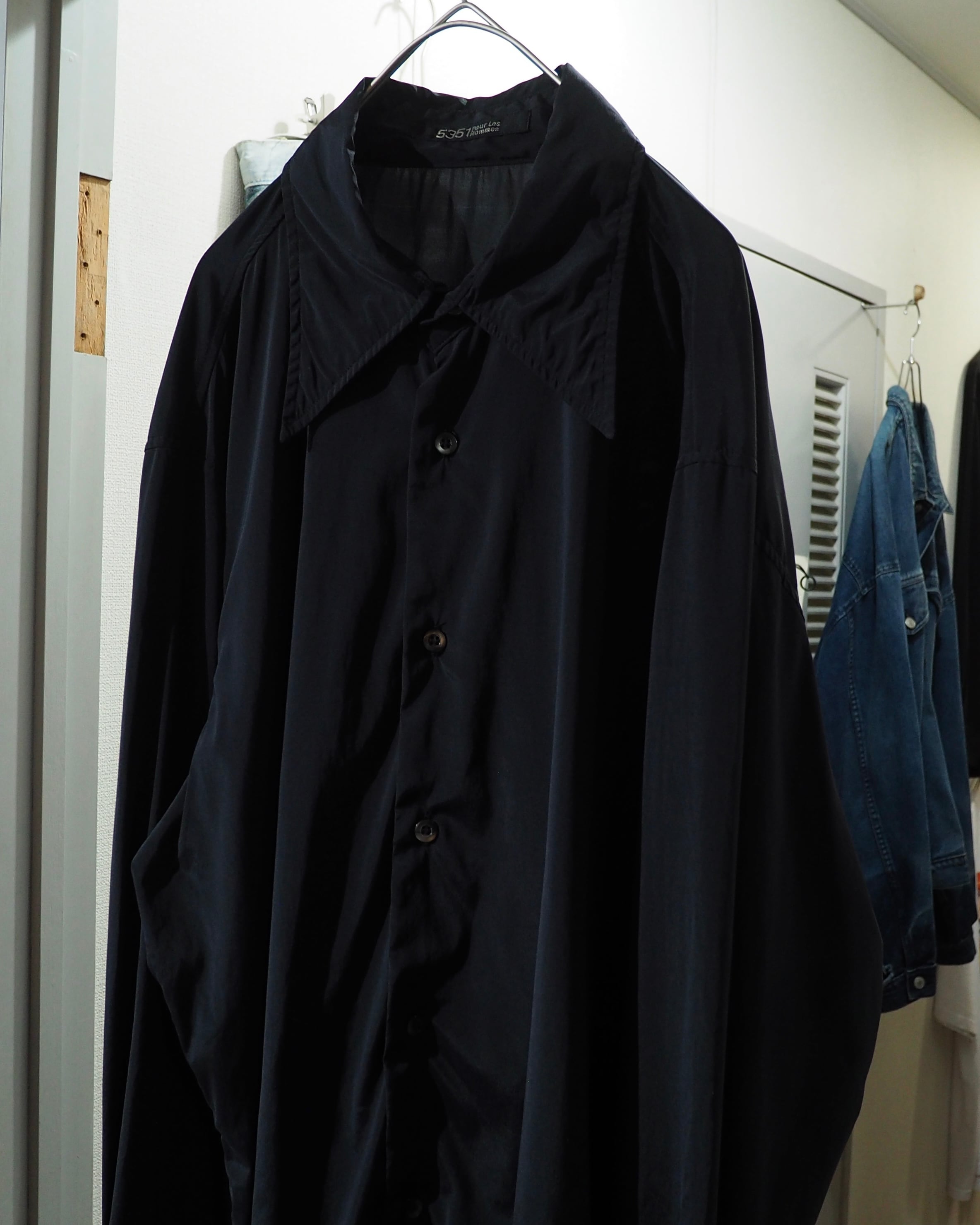 1990 - 00s " 5351 Pour Les Hommes " Black Pointed Collar Archive Drape Shirt