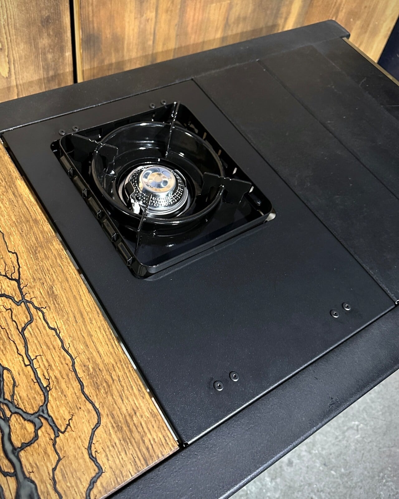 木製三脚H385 ウォールナット | Abenteuer