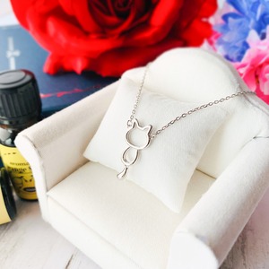 キャットシルエットドロップテールシルバーネックレス