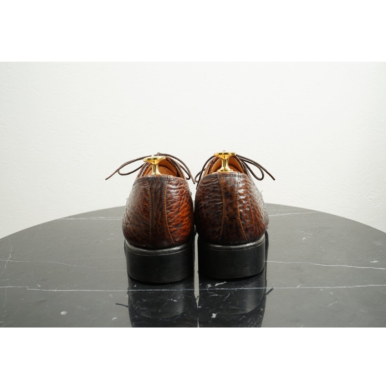 サメ革 プレーントゥ 外羽根シューズ 7（約25.5〜26.0cm相当）ブラウン