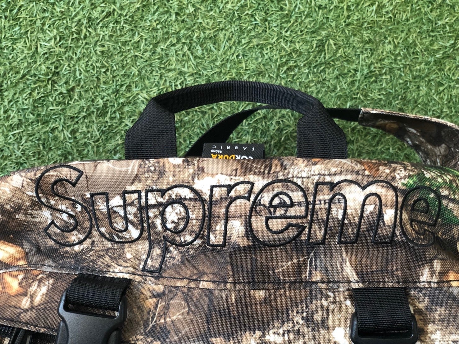 SUPREME 19AW Waist Bag Real Tree Camo