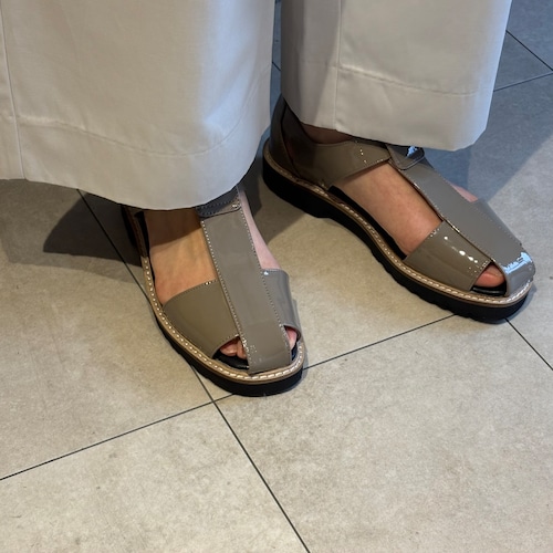 【 atelier brugge 】gurkha sandals