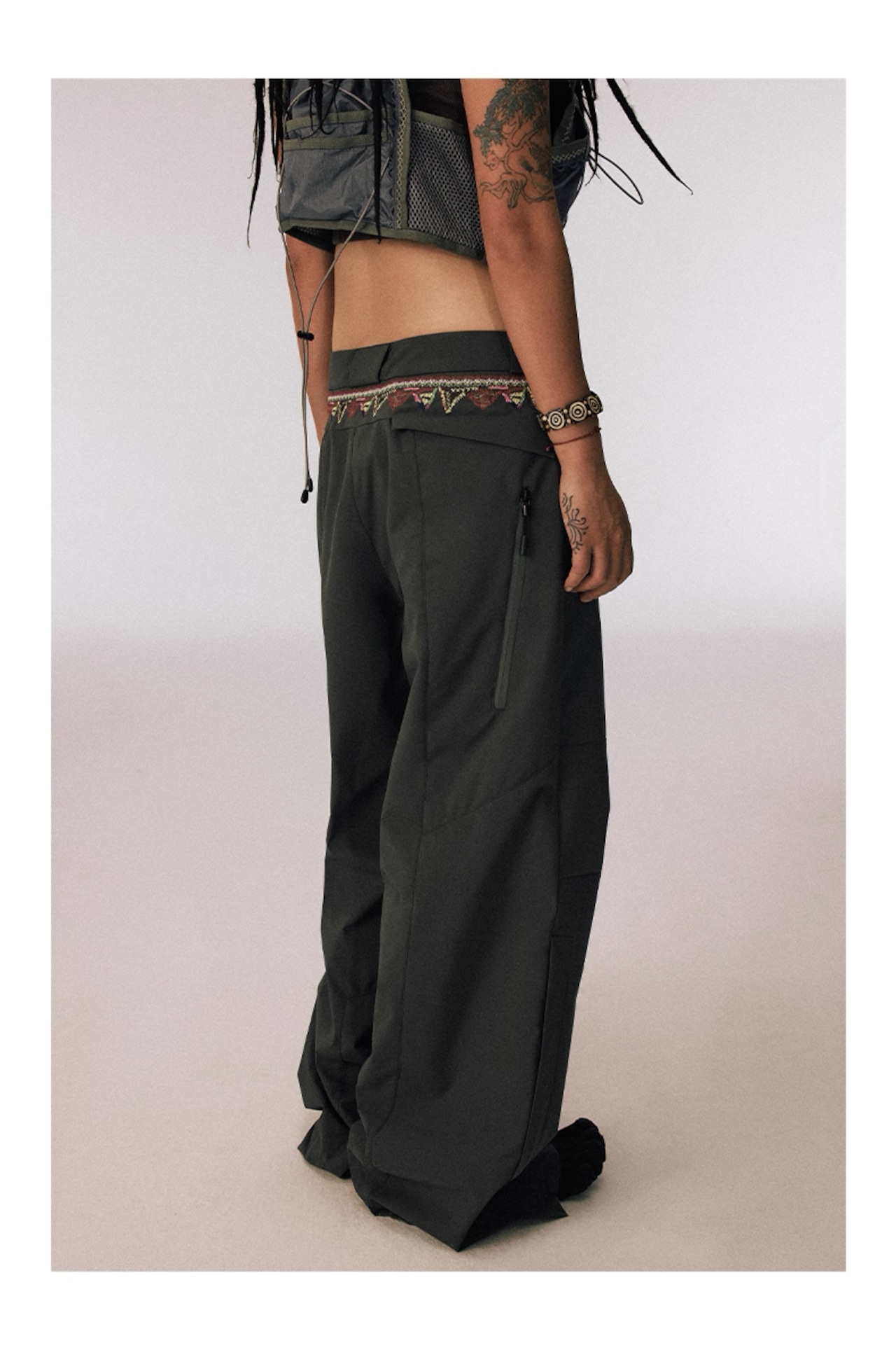 CONP GEOMETRIC EMBROIDERY SNOW PANTS