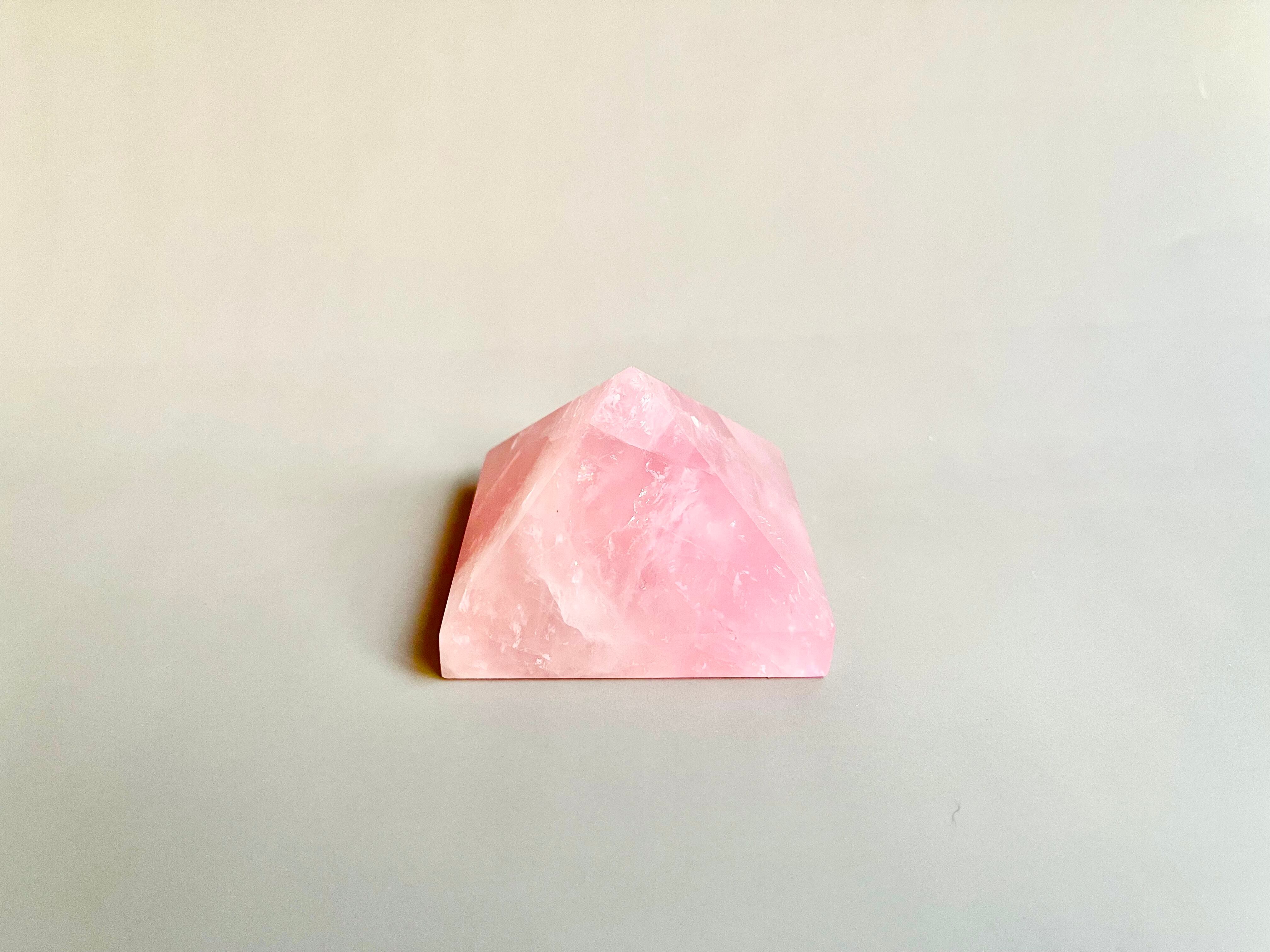 ローズクォーツピラミッド LL size☆Rose quartz pyramid LL size