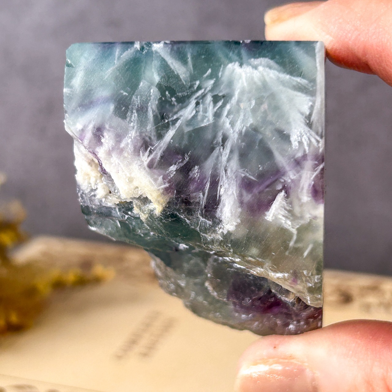 エンジェルフェザーフローライト ハーフポリッシュ