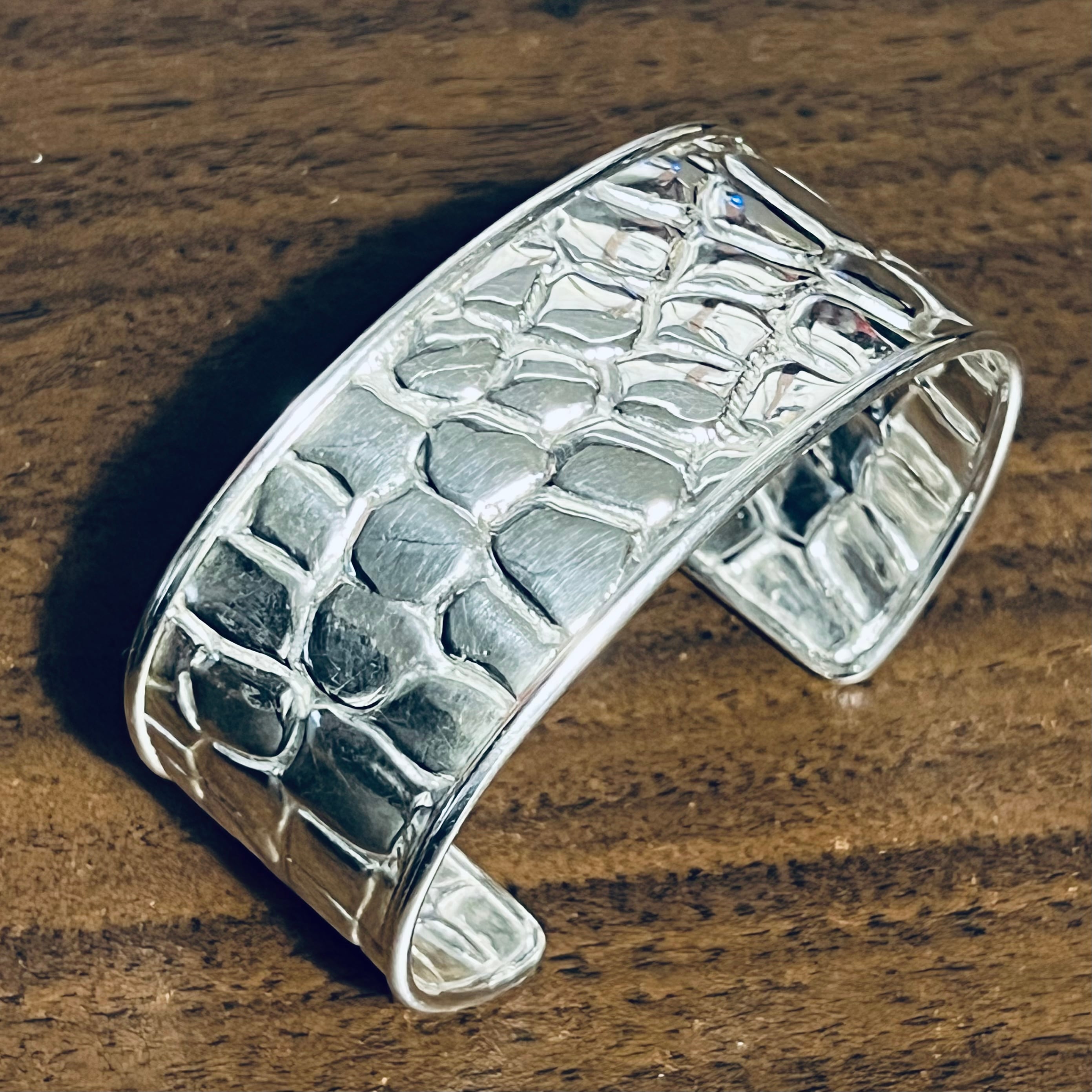 VINTAGE TIFFANY & CO. Crocodile Cuff Bracelet Sterling Silver 