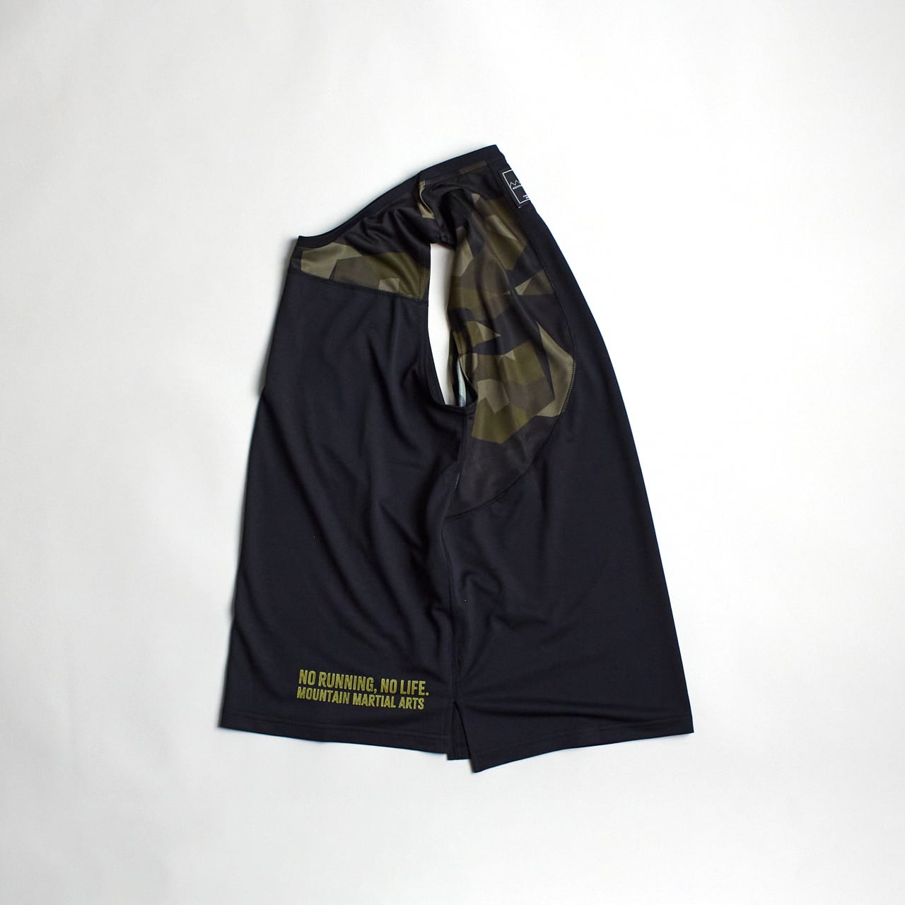 【美品】MMA マウンテンマーシャルアーツ レーシングスリーブレス サイズM MMA（マウンテンマーシャルアーツ）MMA Racing Sleeve-less