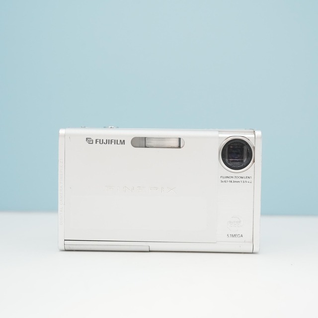 FUJIFILM FINEPIX Z1 デジカメ a6326