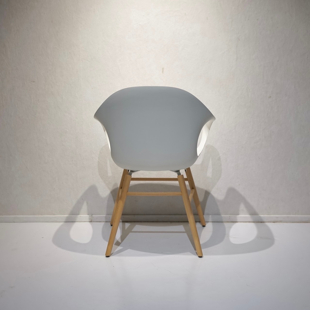 Cassina ixc. 名作 Elephant Armchair / カッシーナ取扱 イタリア モダン デザイナーズ チェア クリスタリア エレファント アームチェア （関連:ヴィトラ フリッツハンセン）