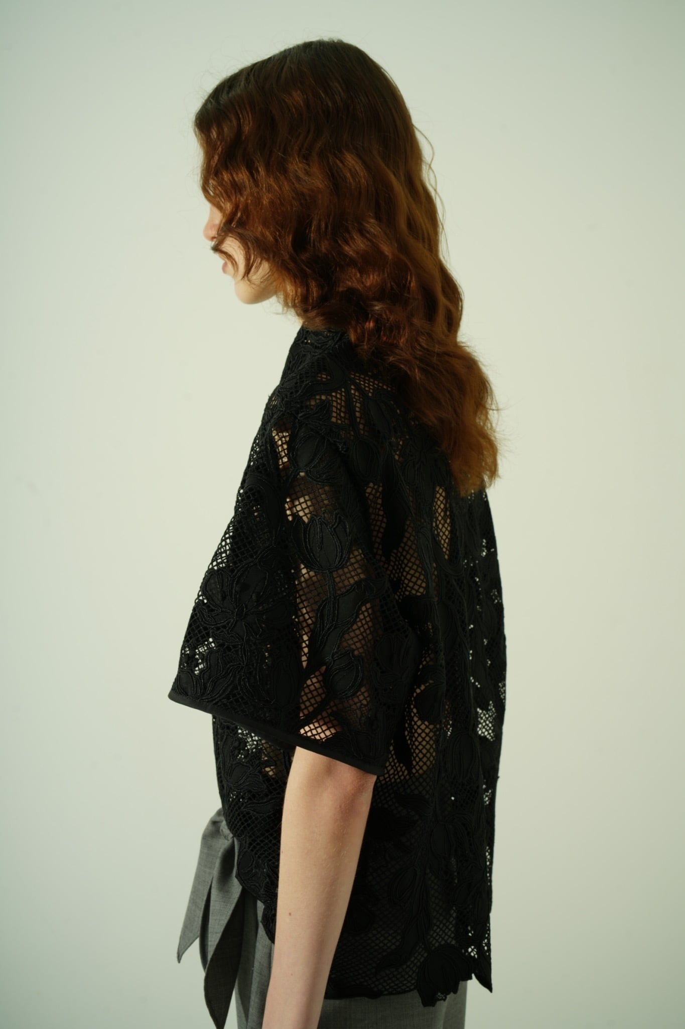 【先行受注2026 MAIN COLLECTION】SCALLOPED EMBROIDERY OPEN SHIIRTS / BLK