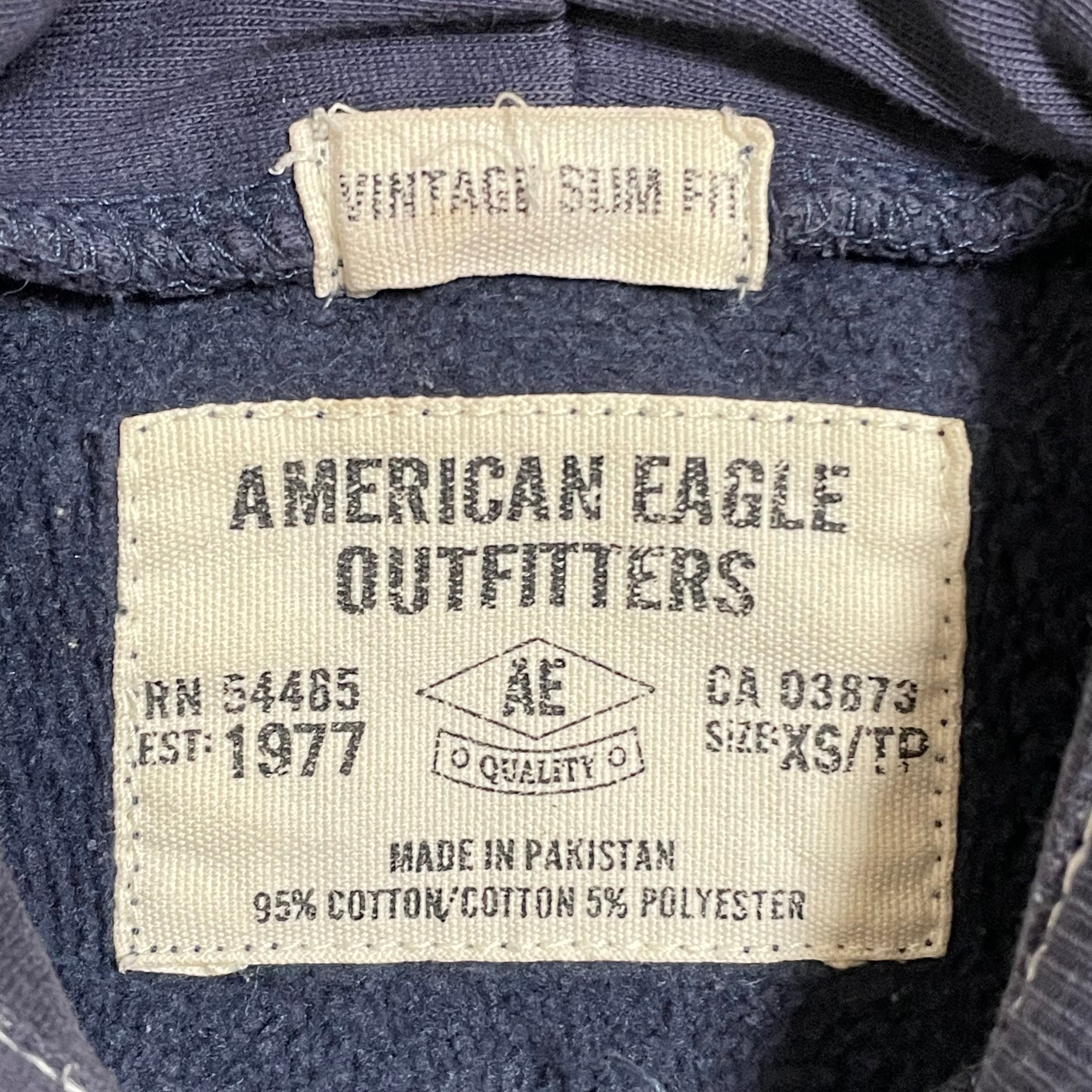 American Eagle Outfitters アーチロゴ ヴィンテージ 加工 パーカー