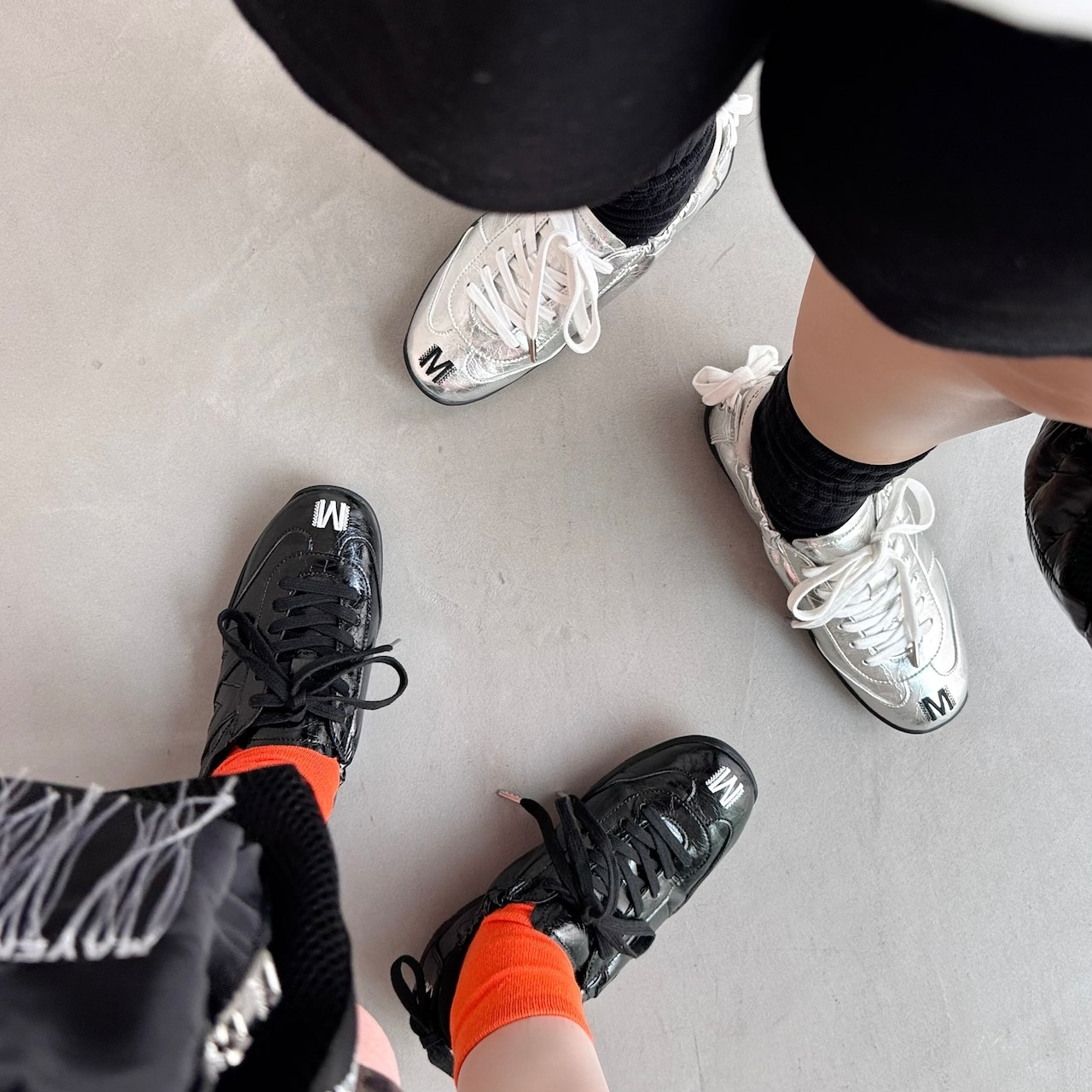 【受注予約：4月上旬入荷予定】ballerina track sneakers/black