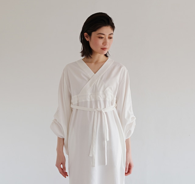 washi robe − 衣袖　white