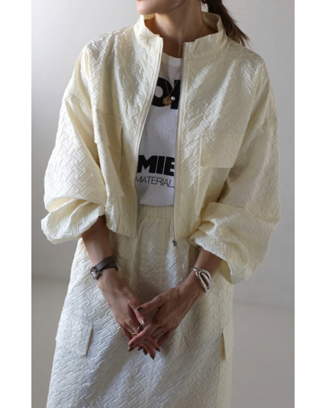 ジャガードジップブルゾン