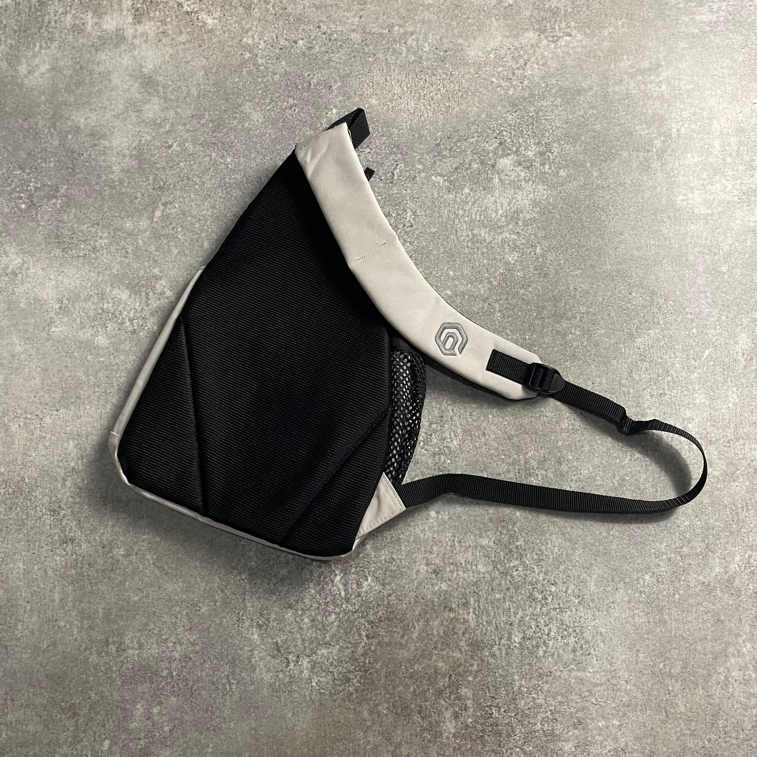 00s archive timbuk2 messenger bag y2k-