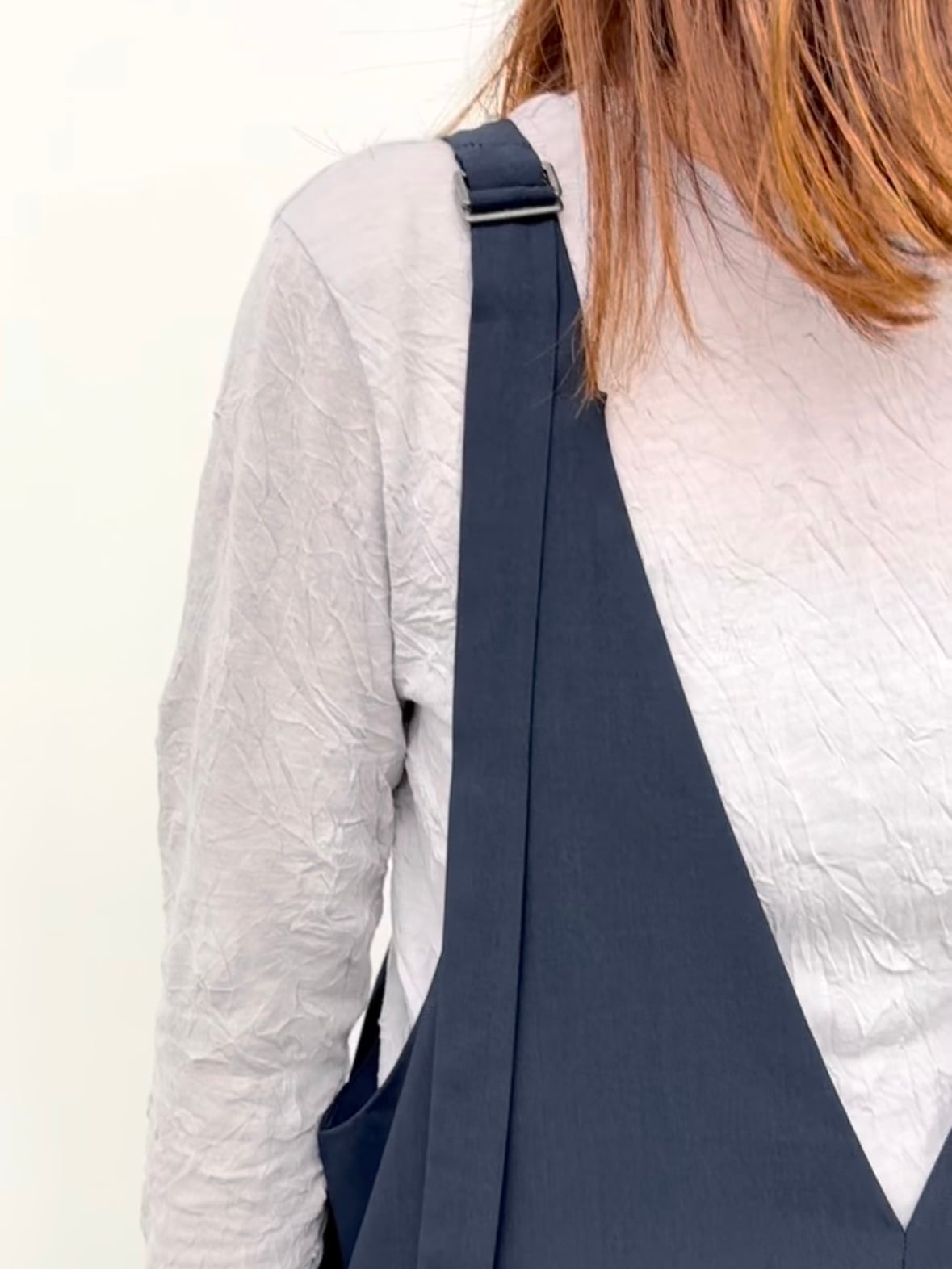 送料無料】CLOCHE(クロッシェ)前後2WAY Vネックサロペット