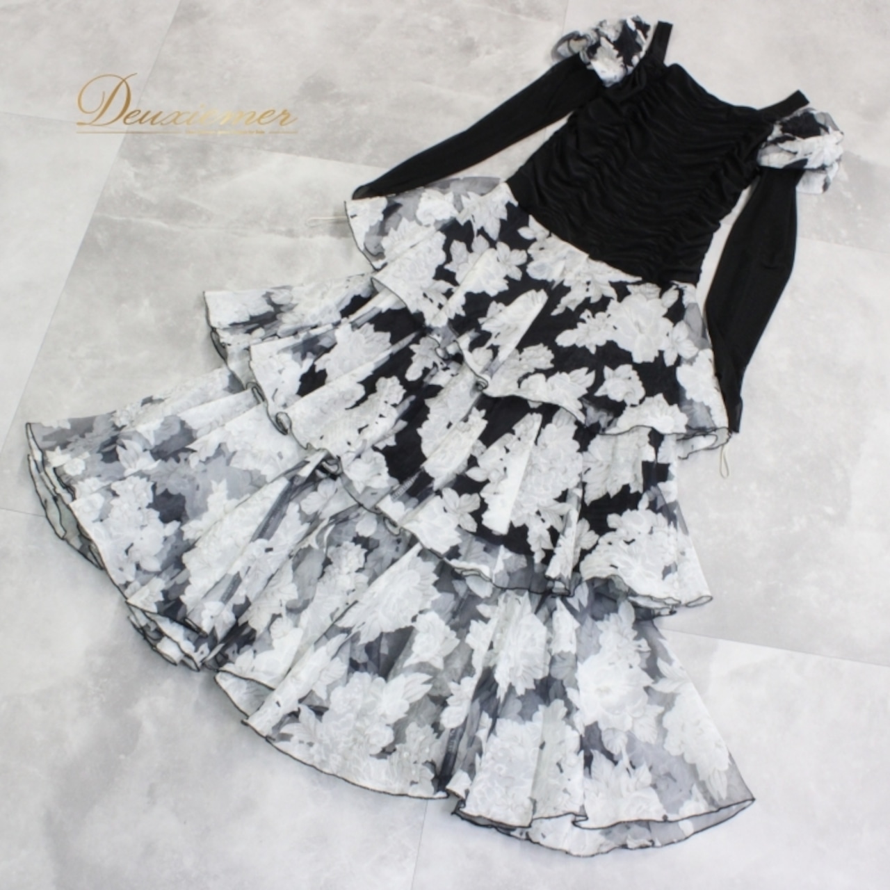 社交ダンス 衣装 スタンダード ドレス ワンピース パーティドレス 白 黒 ICHIOKU イチオク ホワイト系 ブラック系 花柄 長袖 レース シック 花柄デザイン フェミニン エレガント パーティー ワンピース 女性用 ドレス 文化祭 ダンス発表会 結婚式 二次会 体型カバー フォーマル コスチューム ポリエステル 伸縮性 流行 トレンド