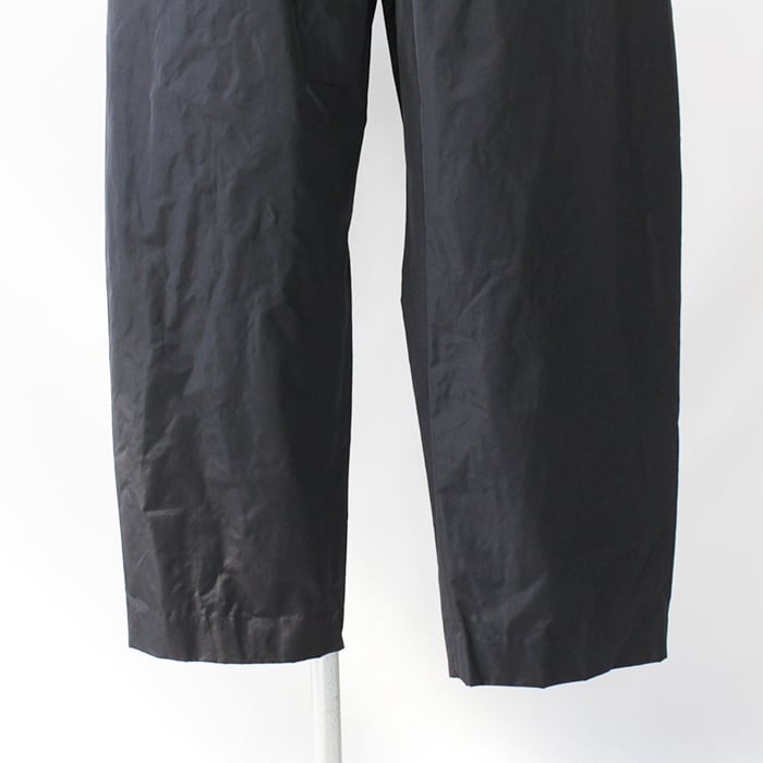LOEFF ロエフ グロッシー タフタ クロップド パンツ 88142000012 2026