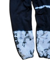 【裏起毛 / セットアップ可】 藍染めタイダイスウェットパンツ 引き潮