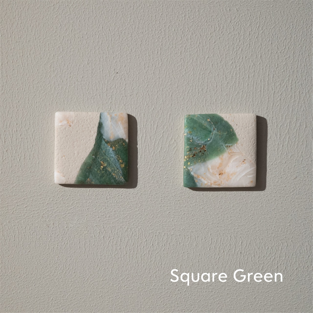 LOOP hogu v1 : Square Studs