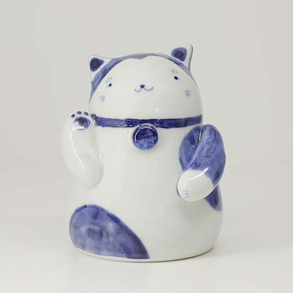 砥部焼 かわいい 「招き猫 右手ver」 置物 ねこ ネコ 金運 商売繁盛