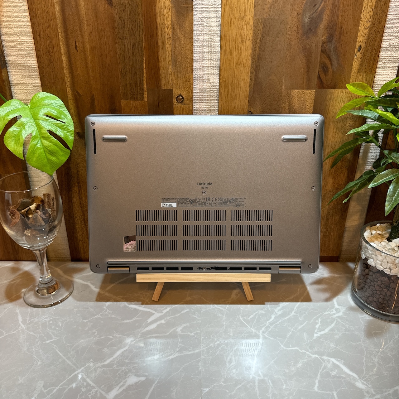 【最新2023年式】 DELL Latitude 5340 / 第13世代 Core i5-1335U / メモリ8GB / SSD256GB