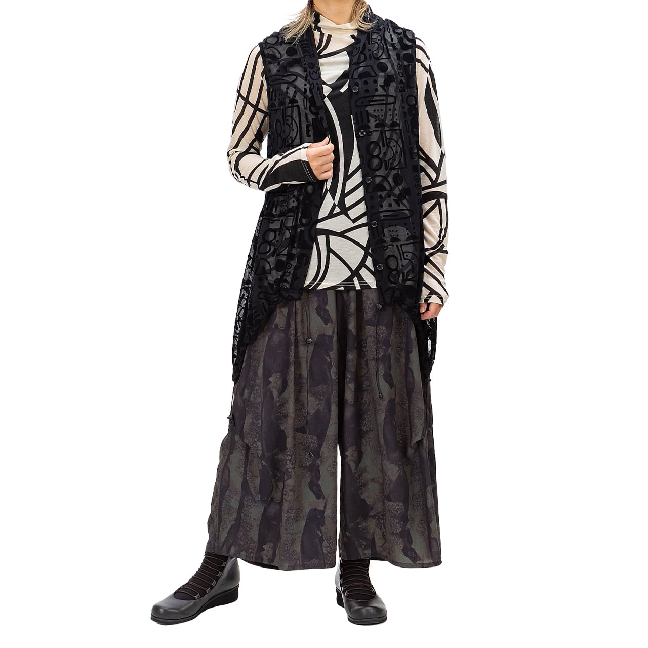 【新作】チュール×フロッキープリント着流し風ベスト【254-9224】