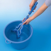 アズマ工業 グングン吸水激絞りミニスペア1P 交換用スペアモップ(グングン吸水激絞りワイパー・ミニ) 驚きの吸水力 拭き幅20cm SQA11