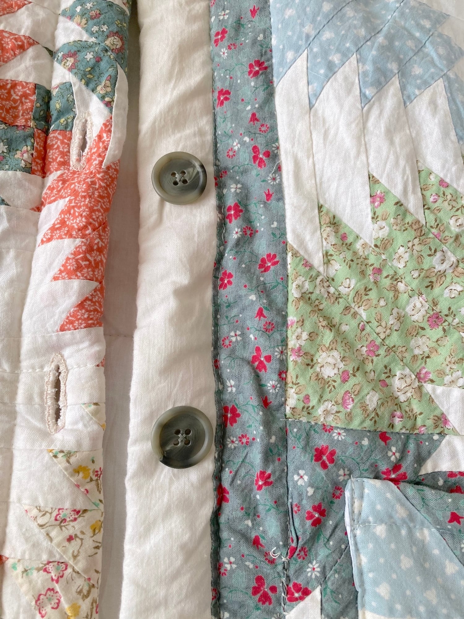 ヴィンテージ アメリカン パッチワーク ウッドボタン キルティング