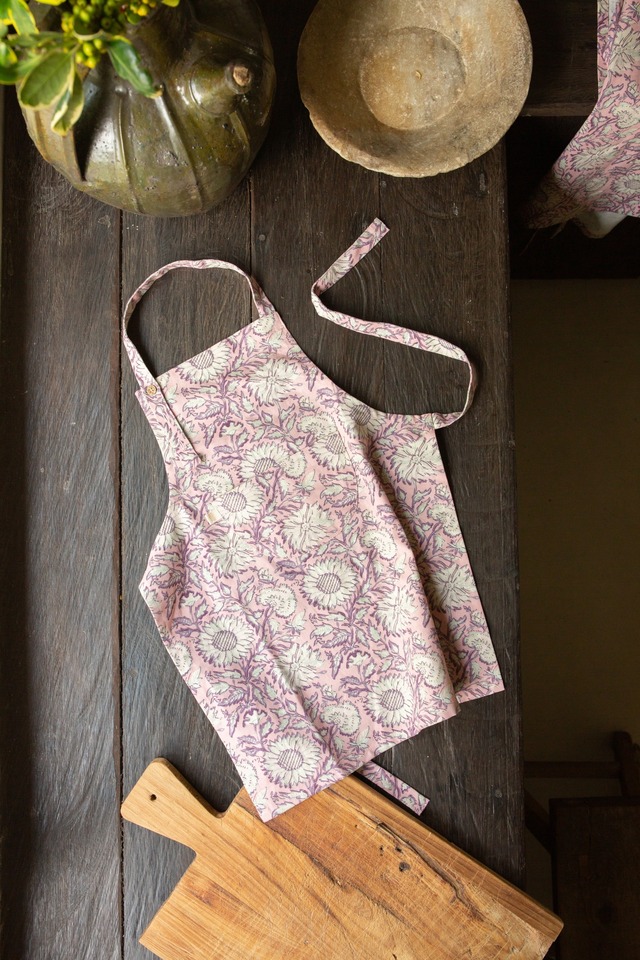 Louise Misha / Eve Kid Apron - Pink Daisy Garden