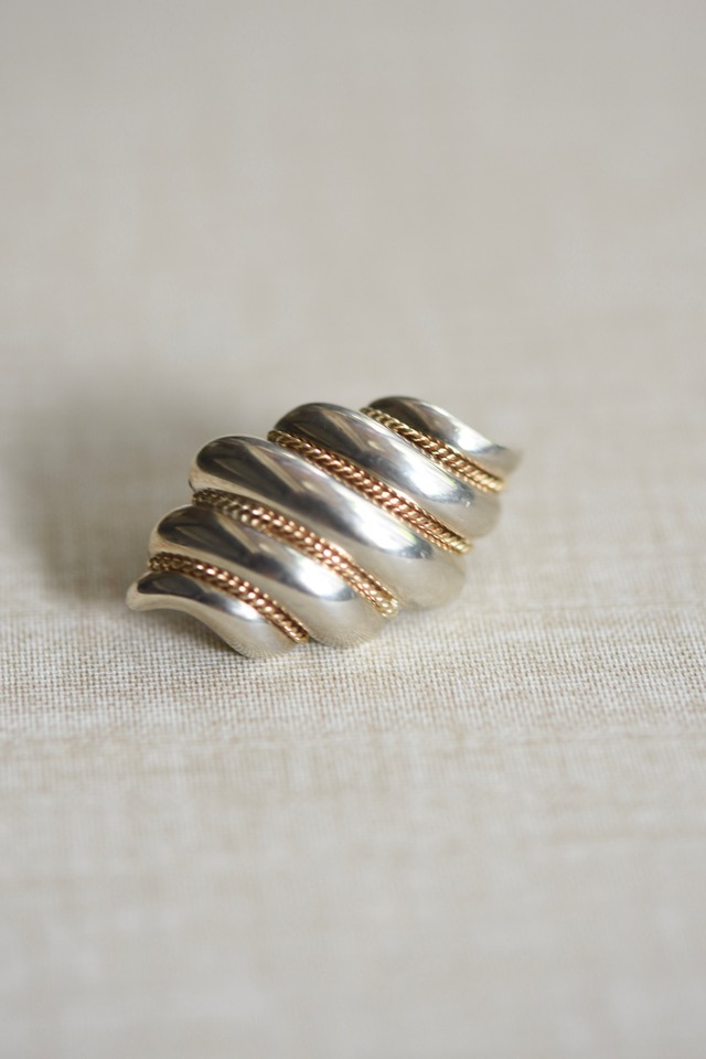 IORI／"Tiffany& Co." earrings／ twist