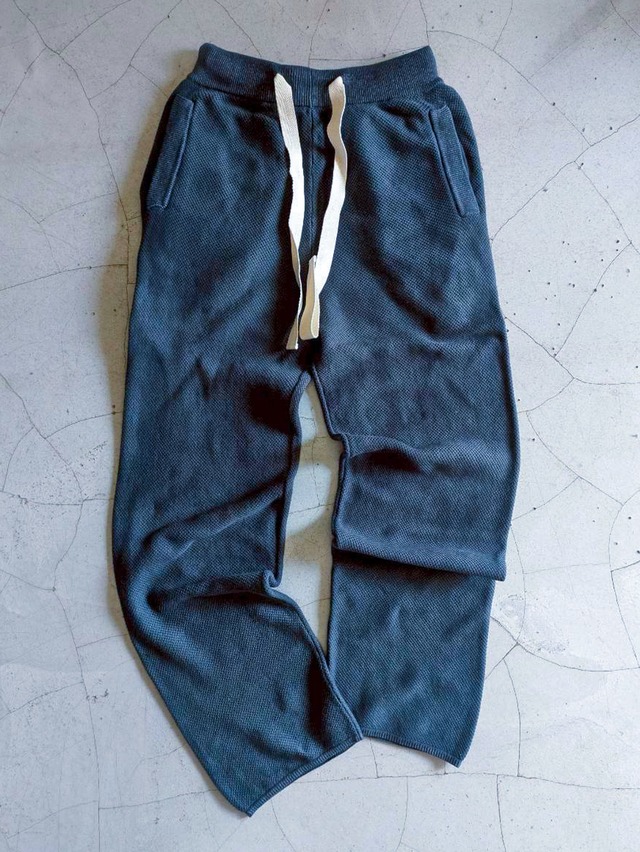 Sample : Thermal pants