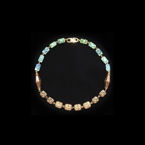 Boho monotone & green beads necklace