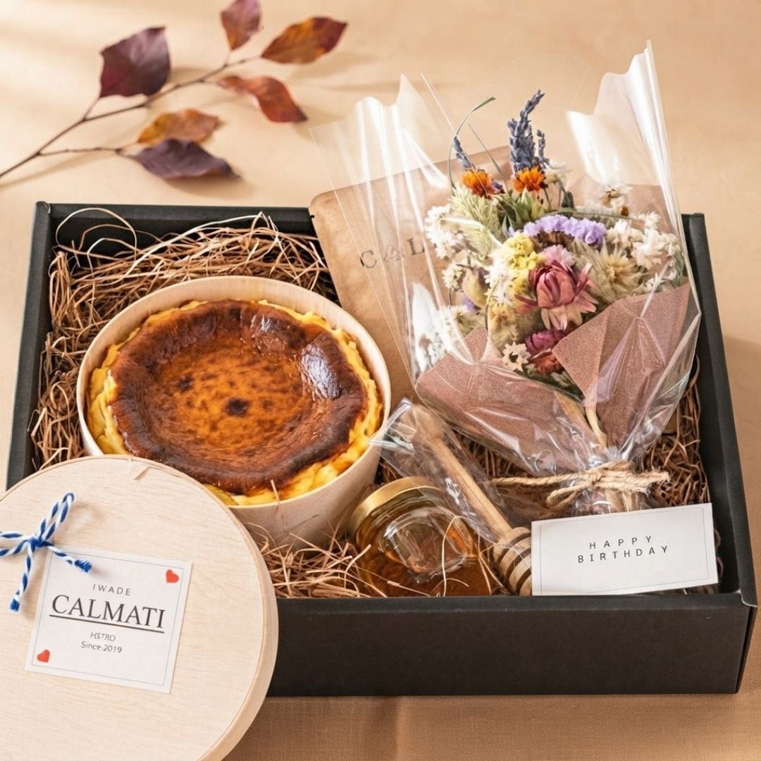 ときめきBOX】ドライフラワーブーケと濃蜜チーズケーキのセット ときめきBOX】ドライフラワーブーケと濃蜜チーズケーキのセット