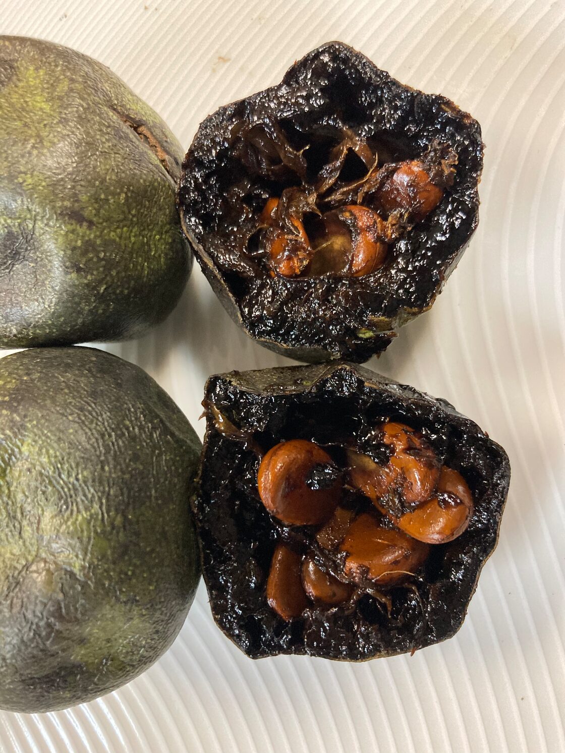 魅惑の果実！沖縄産ブラックサポテ無農薬チョコレートプリンのお味 