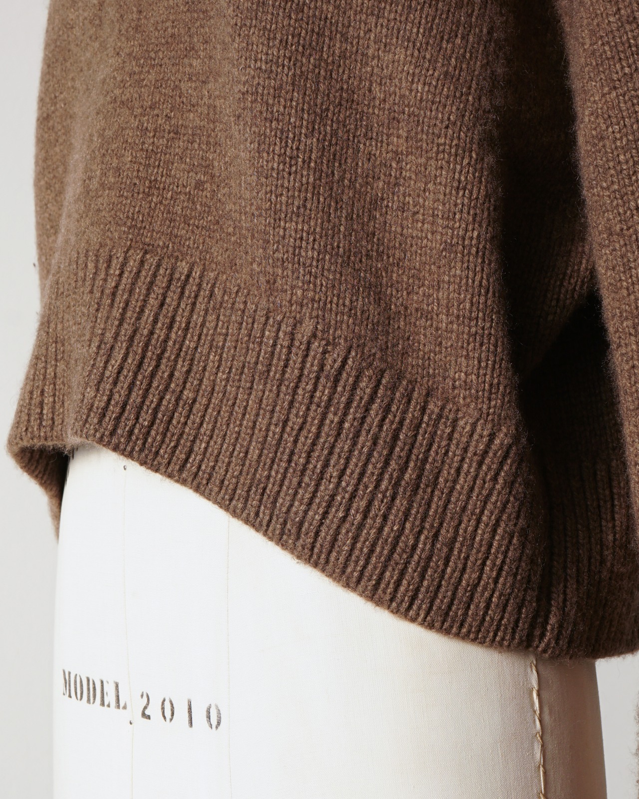 〈CÉLINE by phoebe philo〉Cachemire knit