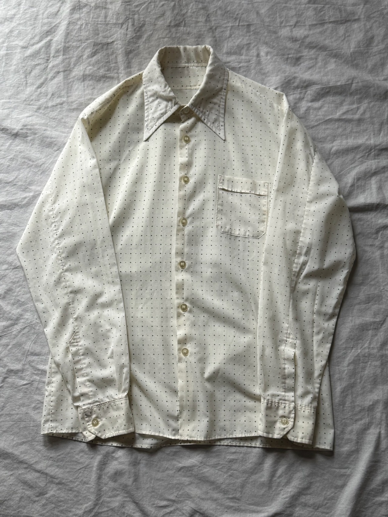 1970s Dot patern ecru shirt
