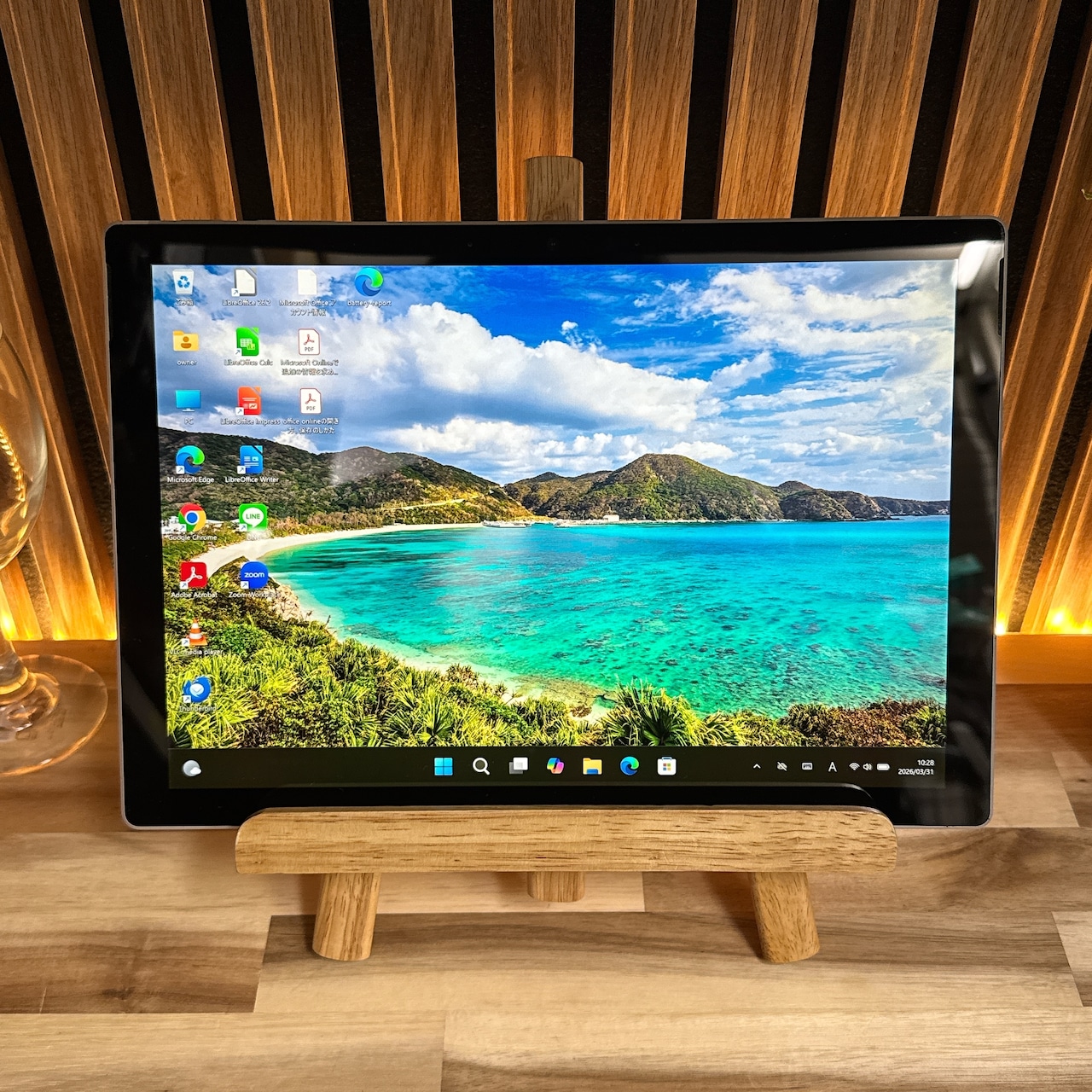 『2in1タッチ対応モデル』Microsoft Surface Pro 7 Core i3第10世代 人気ノートパソコン