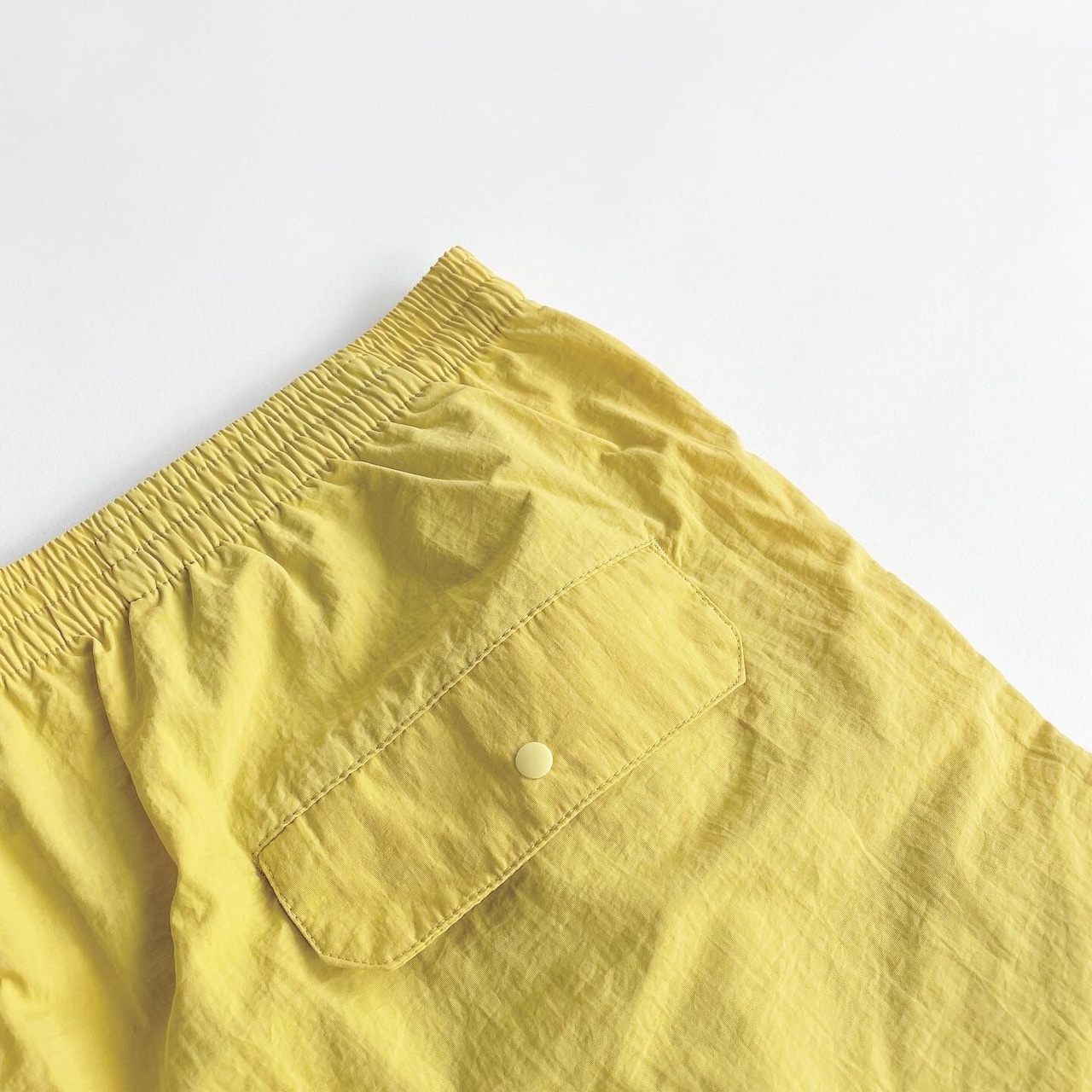 BIWAKO CITY / NYLON SHORTS / YELLOW