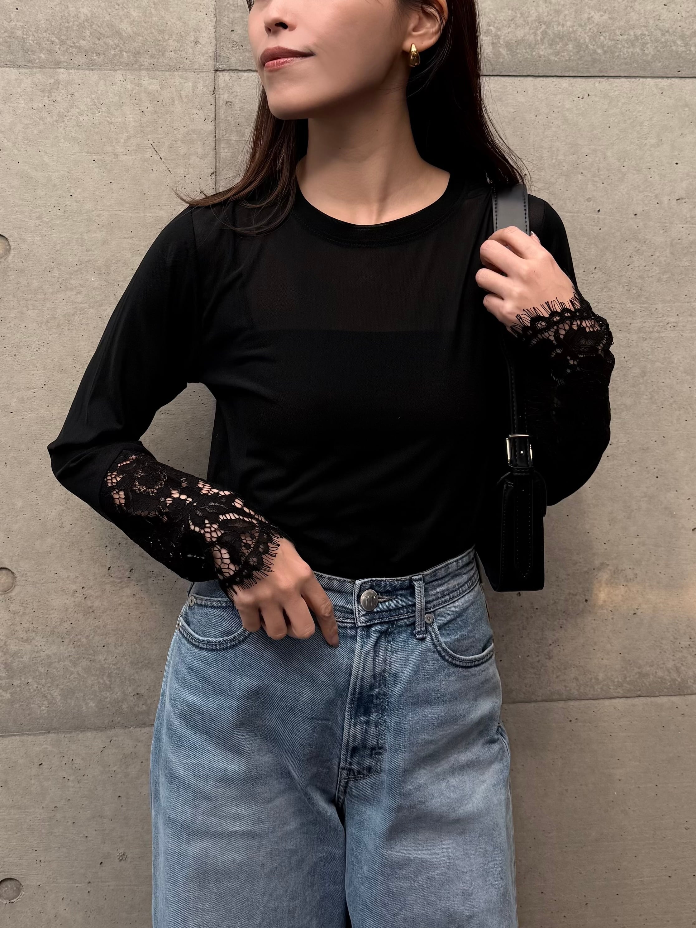 d.i.a レーススリーブ付きブラックトップス レーススリーブトップス［70013］ | conforobe(コンフォローブ)